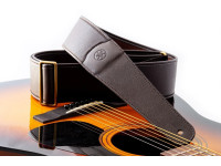 Yamaha PERFORMER Correia para guitarra Dark Brown Yamaha PERFORMER Correia para guitarra Dark Brown